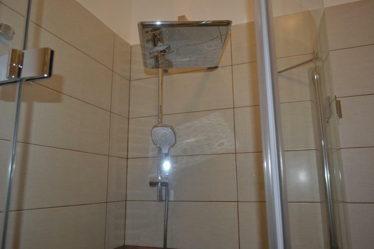 A16 Beachapartman Шиофок Экстерьер фото