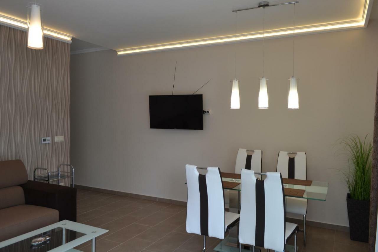 A16 Beachapartman Шиофок Экстерьер фото