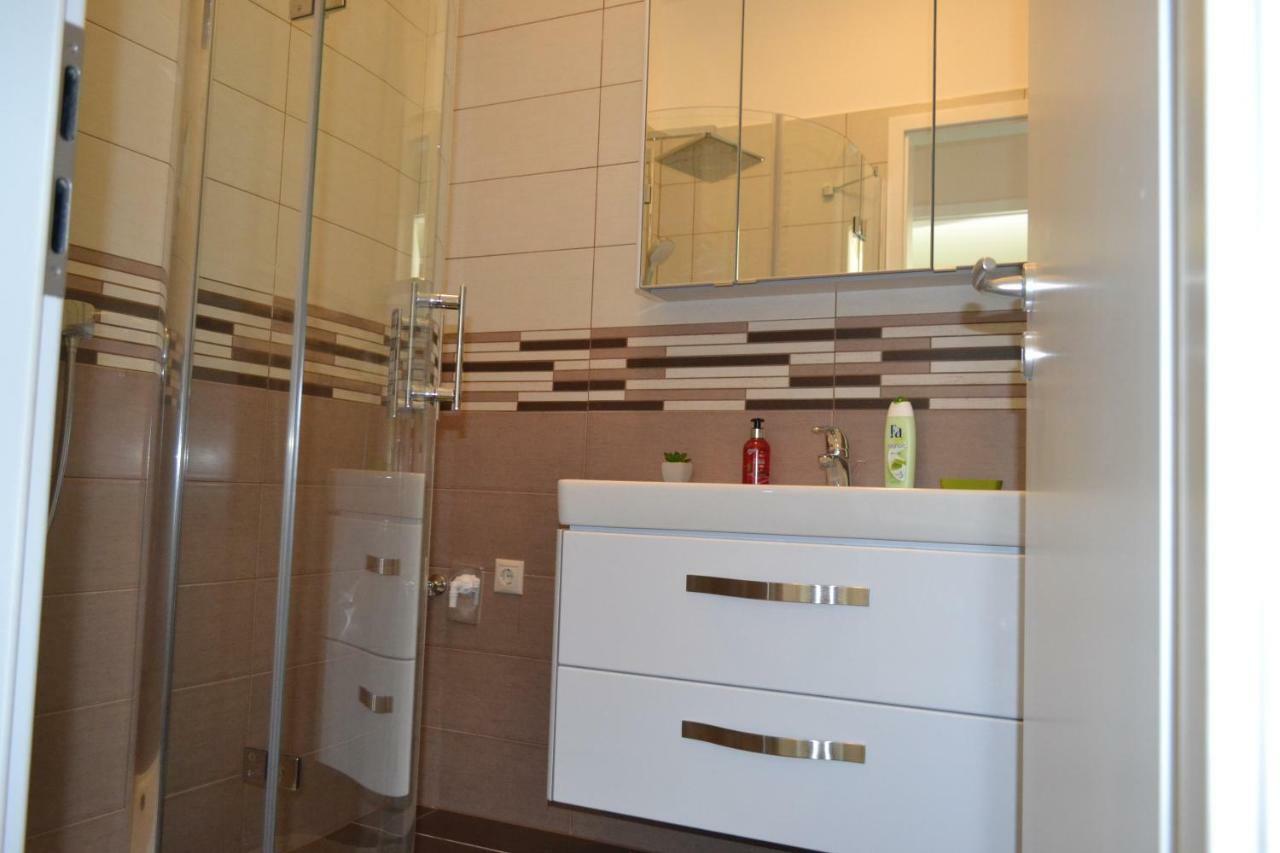 A16 Beachapartman Шиофок Экстерьер фото