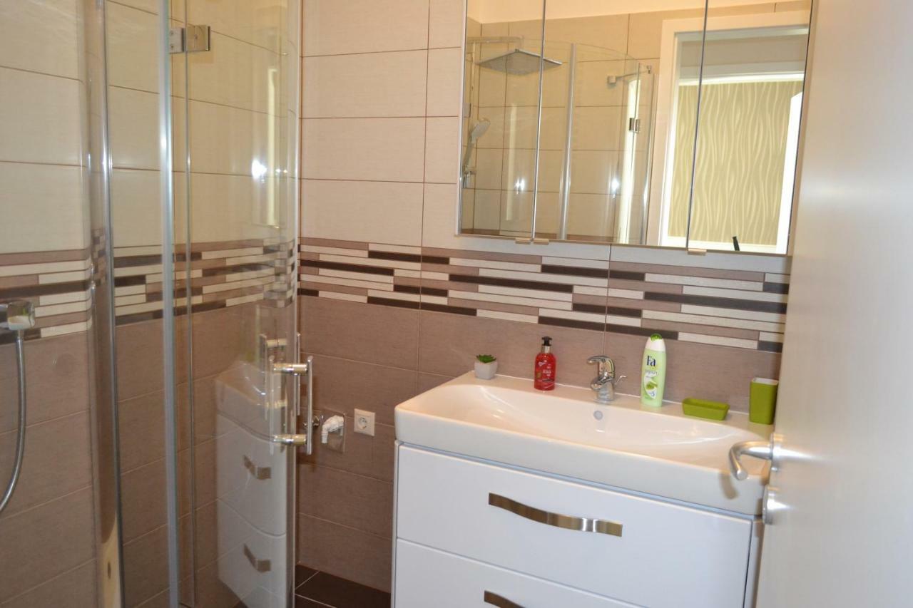 A16 Beachapartman Шиофок Экстерьер фото